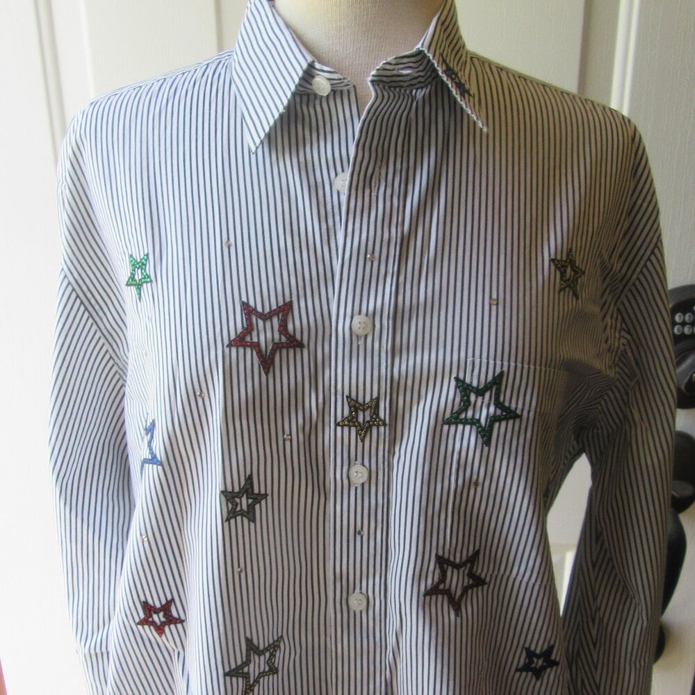 Black & white stripe long sleeve button down shirt with stars & rhinestones Sz M